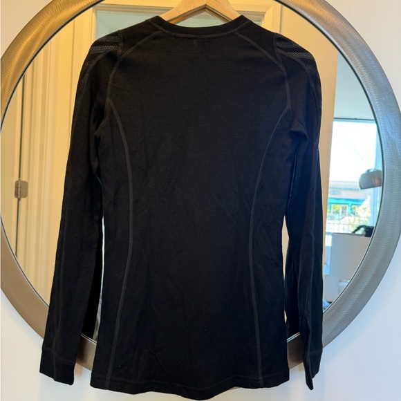 Helly Hansen Base Layer - Picture 3 of 3